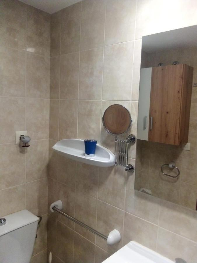 Apartamento En La 卡拉德费斯特拉特 外观 照片